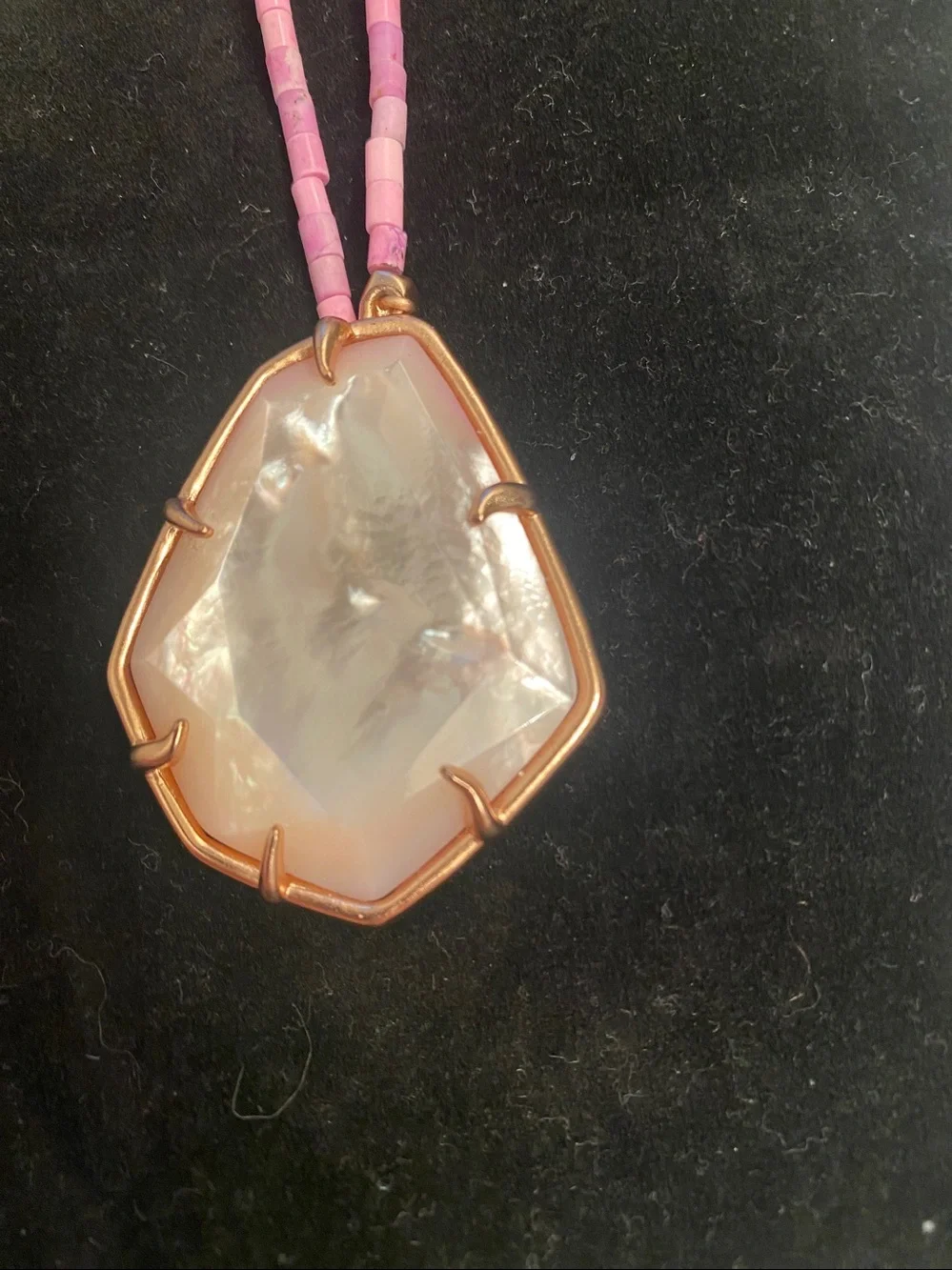 NWT Kendra Scott Beatrix rose gold beaded statement necklace.